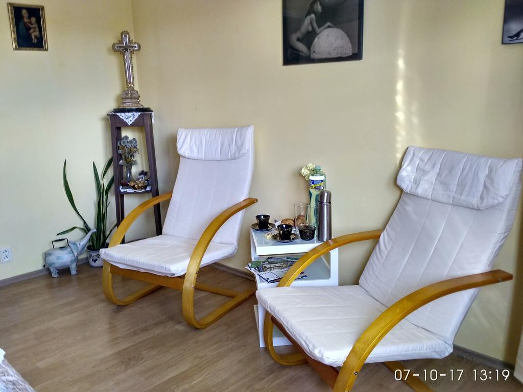 Homestay פודבראדי מראה חיצוני תמונה