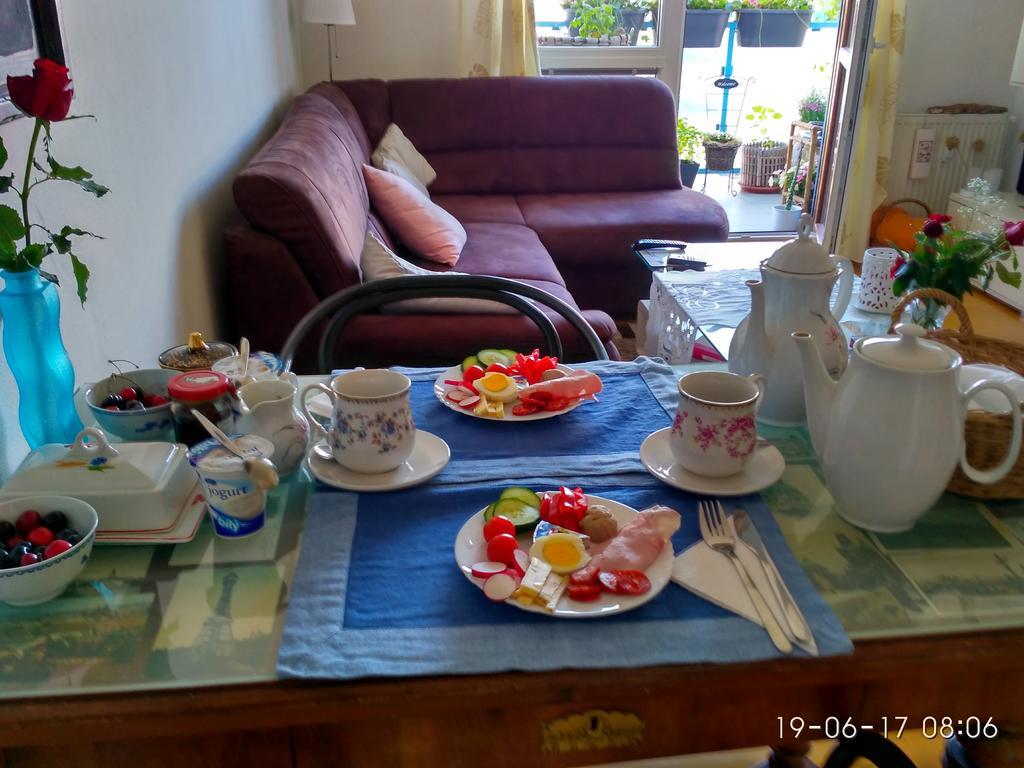 Homestay פודבראדי מראה חיצוני תמונה